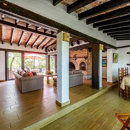 Agradable Cuarto De Hostal Sobre El Centro, Valle Valle de Bravo Exterior photo