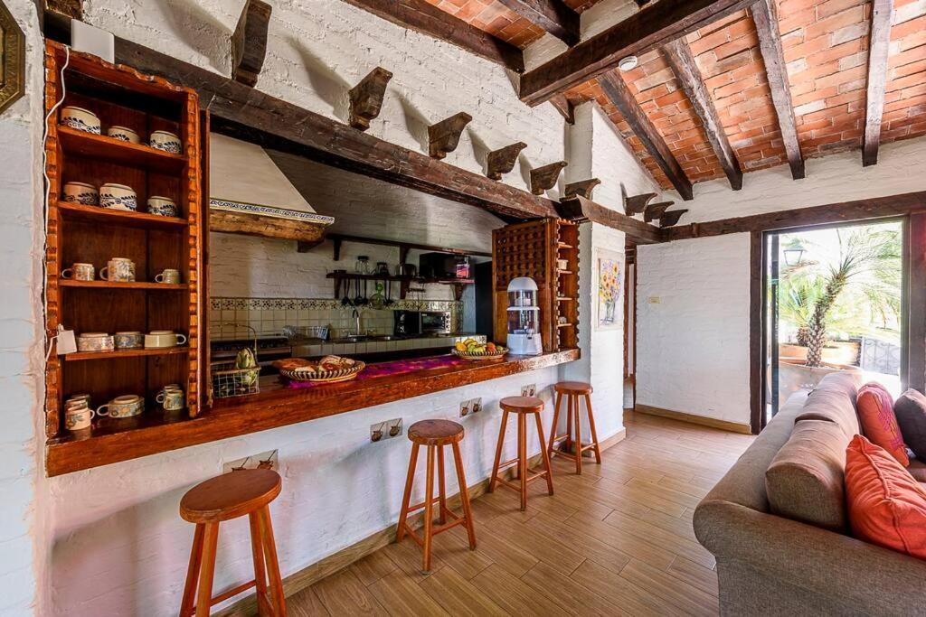 Agradable Cuarto De Hostal Sobre El Centro, Valle Valle de Bravo Exterior photo